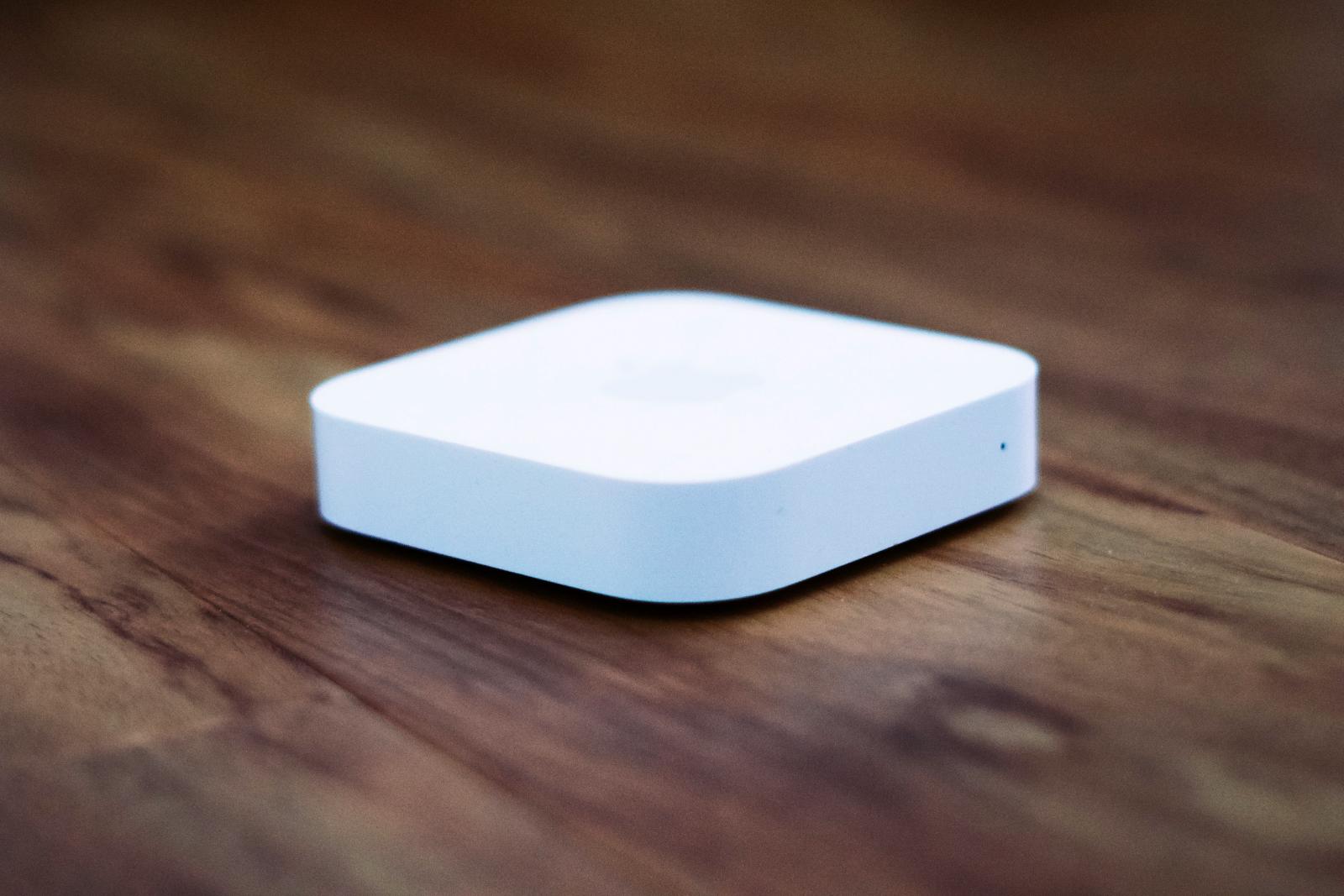 The 7 Best Travel Routers for Digital Nomads in 2026